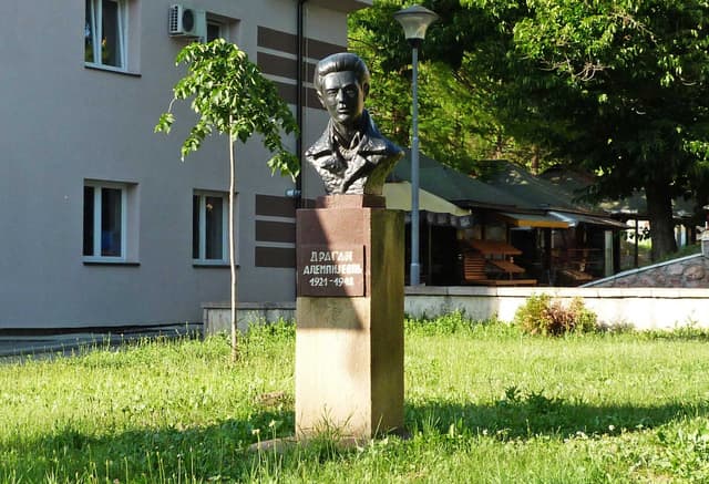 Херој из центра града
